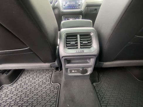 Certified 2023 Volkswagen Tiguan SE R-Line AWD/4WD image 25