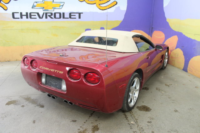 Used 2002 Chevrolet Corvette Convertible w/ Preferred Equipment Group2 RWD image 8
