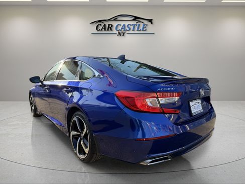 Used 2021 Honda Accord Sport image 11