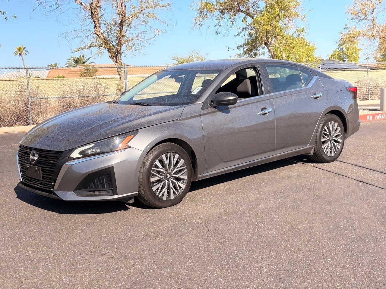 Certified 2024 Nissan Altima 2.5 SV FWD image 2