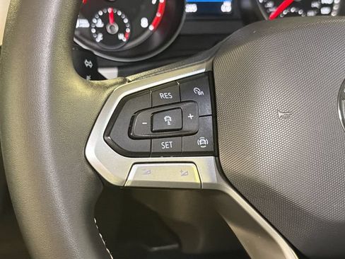 Used 2021 Volkswagen Atlas Cross Sport SE w/ Panoramic Sunroof Package AWD/4WD image 24