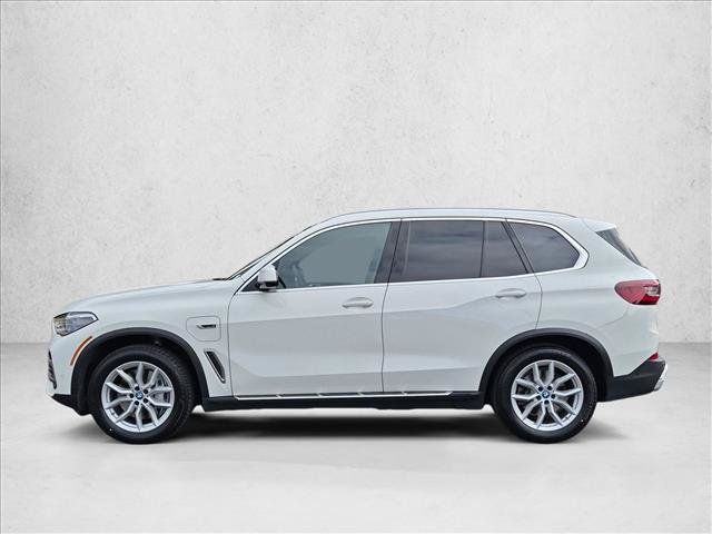 Certified 2023 BMW X5 xDrive45e w/ Executive Package AWD/4WD image 9