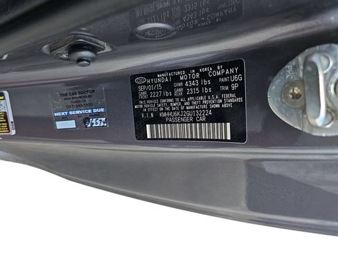Used 2016 Hyundai Genesis Coupe 3.8 RWD image 30