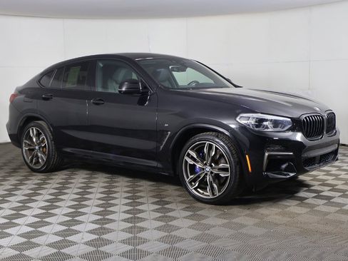 Used 2021 BMW X4 M40i image 2