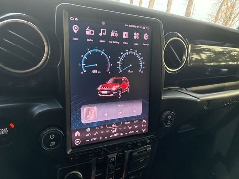 Used 2023 Jeep Wrangler Rubicon 392 w/ Trailer Tow Package image 32