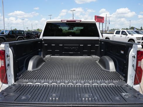Used 2025 Chevrolet Silverado 2500 LT w/ Convenience Package AWD/4WD image 20