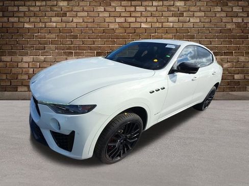Used 2019 Maserati Levante GranSport image 2