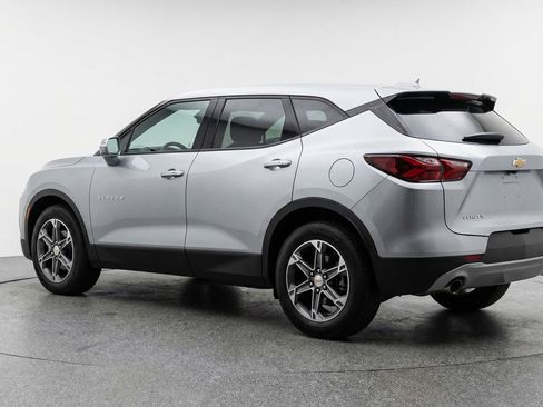 Used 2025 Chevrolet Blazer LT image 5