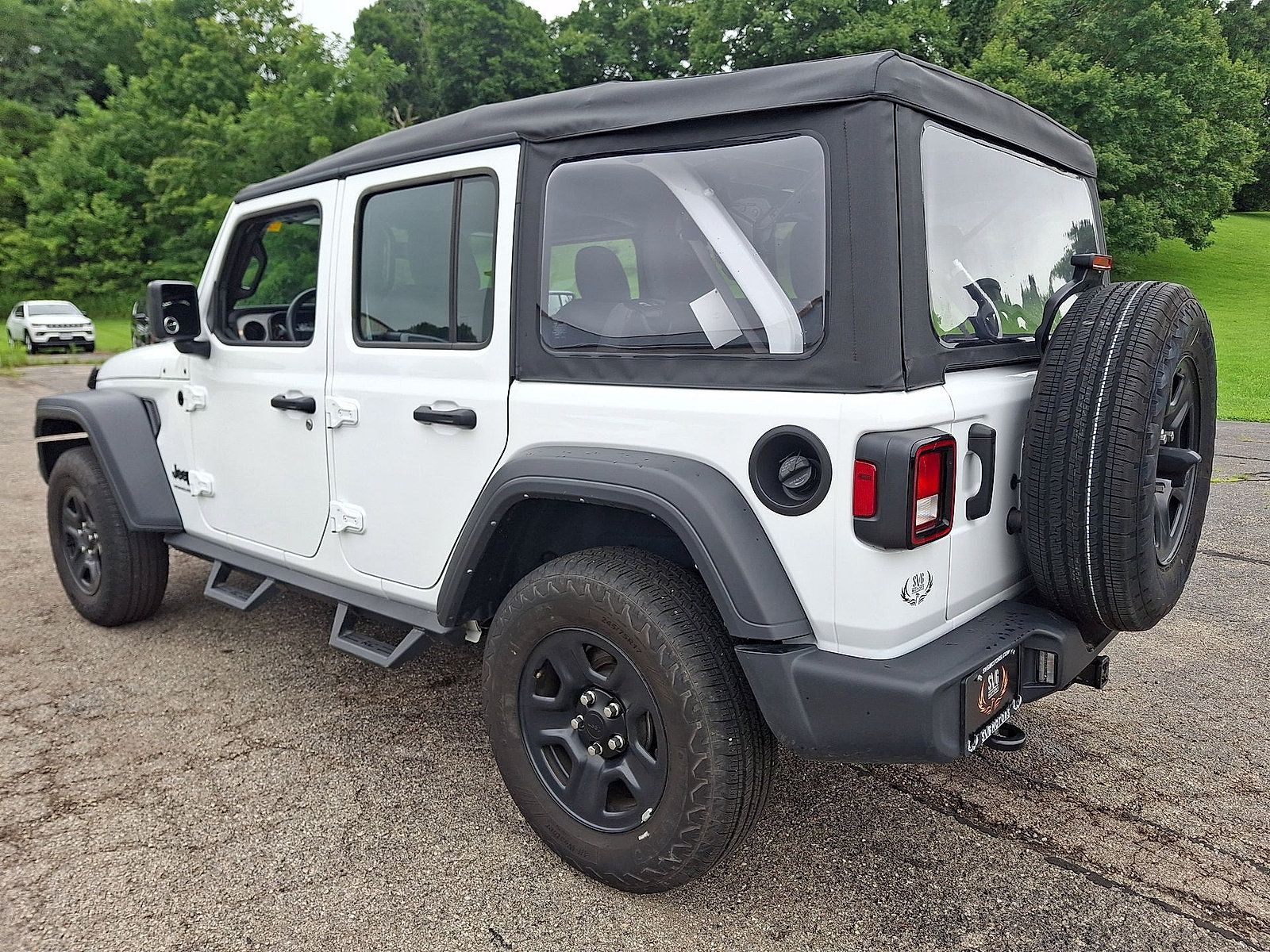 Used 2025 Jeep Wrangler Unlimited Sport AWD/4WD image 21