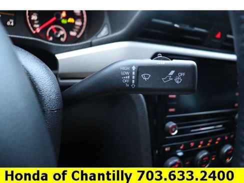 Used 2020 Volkswagen Passat 2.0T SE w/ Sunroof Package image 11