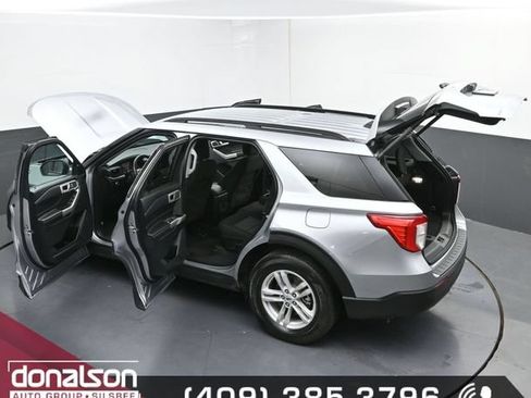 Used 2023 Ford Explorer XLT RWD image 28