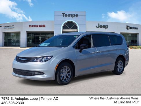 New 2026 Chrysler Voyager LX image 1