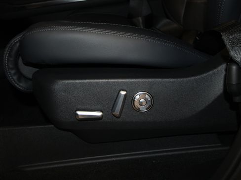 New 2026 Lincoln Navigator Reserve AWD/4WD image 7