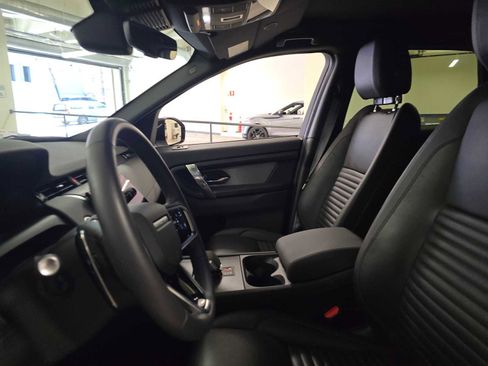 Certified 2024 Land Rover Discovery Sport Dynamic SE image 20