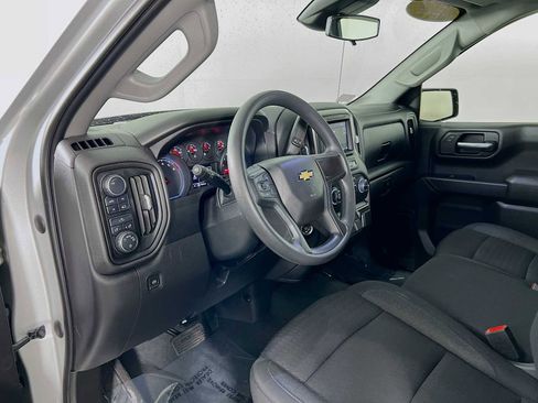 Used 2022 Chevrolet Silverado 1500 Custom AWD/4WD image 9