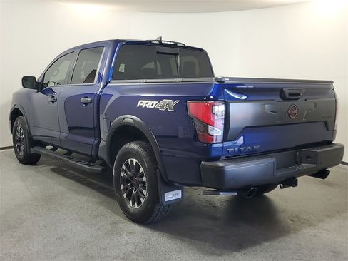 Used 2023 Nissan Titan PRO-4X w/ Pro-4x Convenience Package image 5