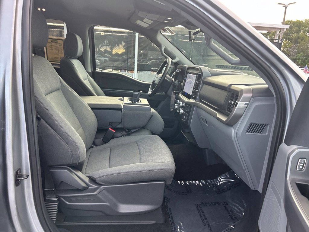 Used 2025 Ford F150 XLT w/ Equipment Group 301A Standard AWD/4WD image 21