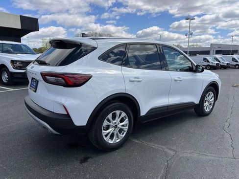 Certified 2025 Ford Escape Active FWD image 7