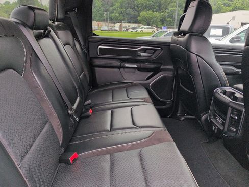 Used 2024 RAM 1500 Laramie AWD/4WD image 11
