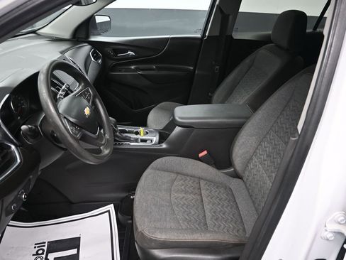 Used 2022 Chevrolet Equinox LT w/ LPO, Blackout Package FWD image 14