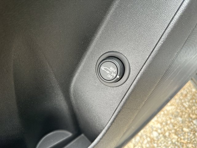 Used 2024 Chevrolet Equinox LT w/ LPO, Floor Liner Package FWD image 46