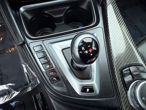 Used 2015 BMW M4 Coupe image 24