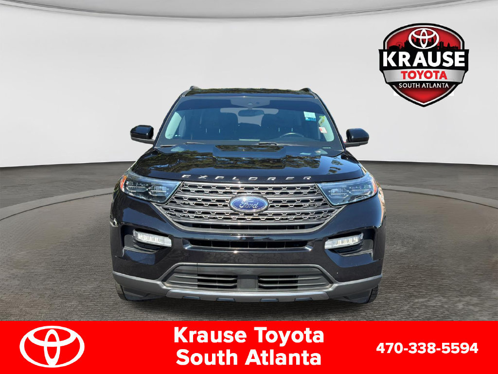 Used 2022 Ford Explorer XLT w/ Equipment Group 202A RWD image 2