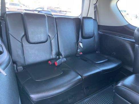 Used 2023 Nissan Armada Platinum w/ Captain's Chairs Package AWD/4WD image 20