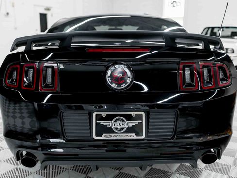 Used 2013 Ford Mustang Boss 302 RWD image 9