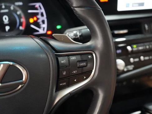 Used 2024 Lexus ES 350 w/ Premium Package FWD image 24