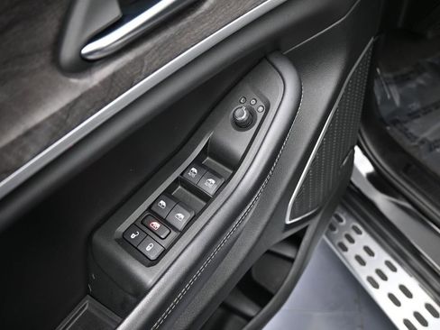 Used 2021 Jeep Grand Cherokee L Limited image 14