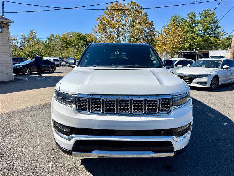 Used 2024 Jeep Grand Wagoneer L Series III AWD/4WD image 9