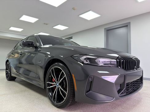 Used 2023 BMW 330e xDrive w/ M Sport Package AWD/4WD image 4