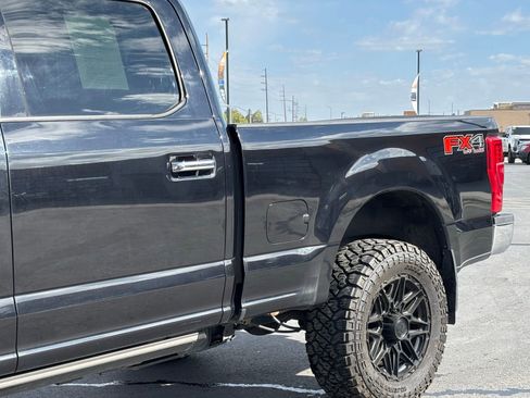 Used 2019 Ford F250 Platinum w/ Platinum Ultimate Package AWD/4WD image 7