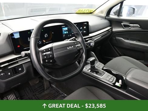 Used 2026 Kia Sportage LX FWD image 21