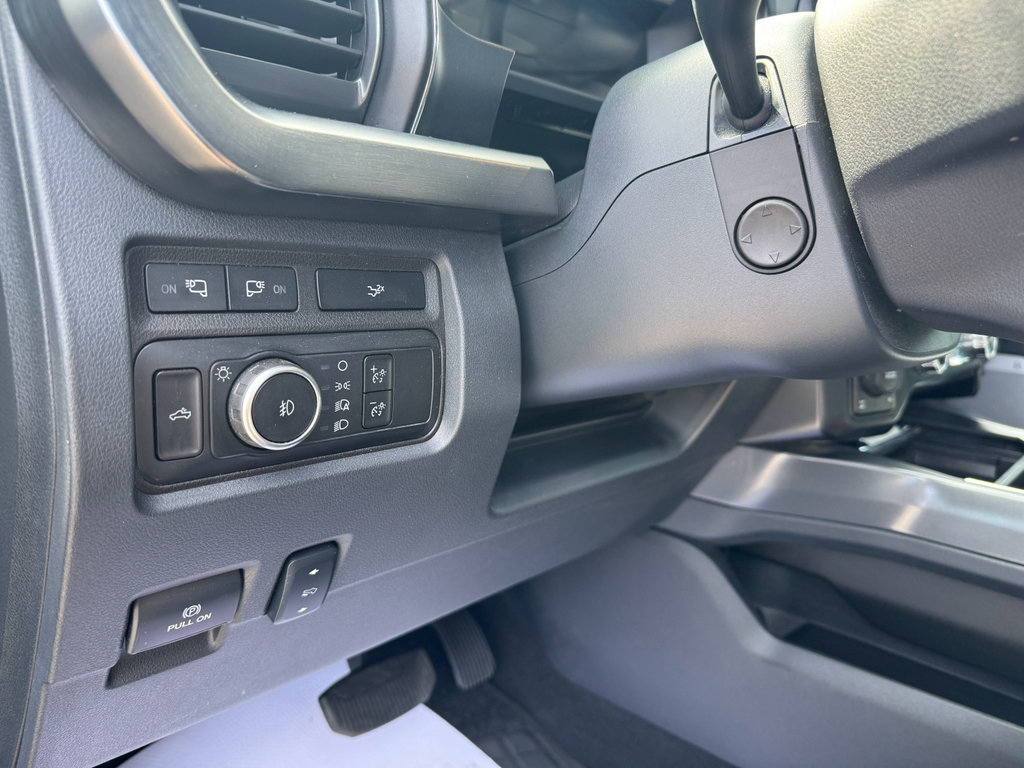 Used 2024 Ford F250 Lariat w/ Lariat Ultimate Package AWD/4WD image 16