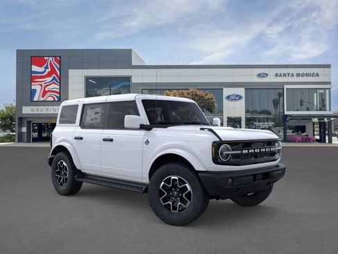New 2026 Ford Bronco Outer Banks AWD/4WD image 7