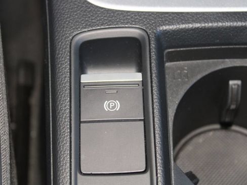 Used 2025 Audi Q3 2.0T Premium AWD/4WD image 30