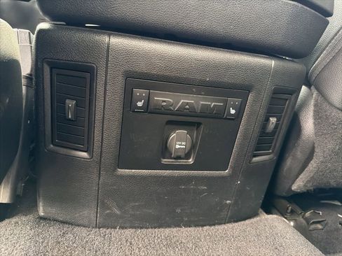 Used 2013 RAM 2500 Laramie w/ Convenience Group AWD/4WD image 25