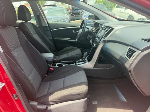 Used 2014 Hyundai Elantra GT FWD image 12