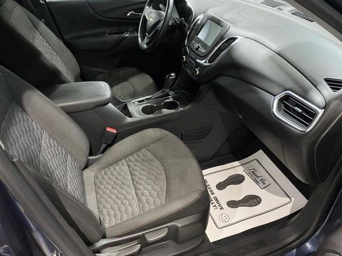 Used 2018 Chevrolet Equinox LT image 18