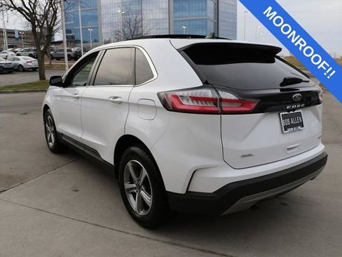 Used 2022 Ford Edge SEL w/ Convenience Package image 4