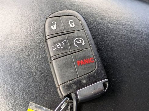 Used 2022 Dodge Durango R/T image 36