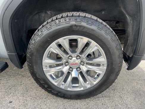 Used 2024 GMC Sierra 1500 Denali w/ Technology Package image 10