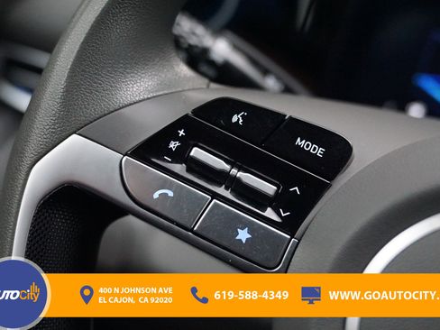 Used 2024 Hyundai Elantra SEL FWD image 19