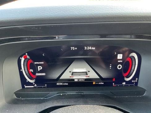 Used 2025 Nissan Pathfinder Platinum w/ Cargo Package image 38