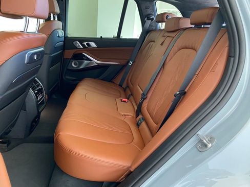 New 2026 BMW X5 M60i w/ Executive Package image 12