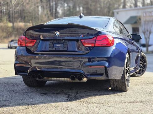 Used 2018 BMW M4 Coupe image 3