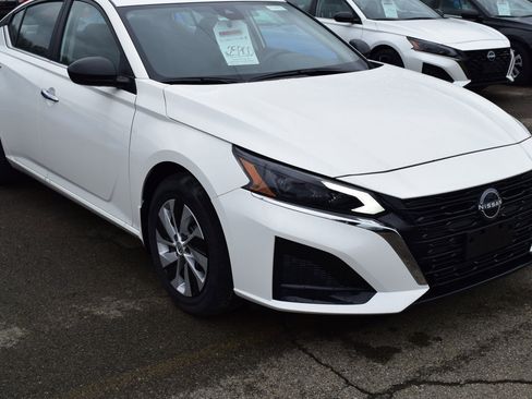 New 2025 Nissan Altima 2.5 S image 5