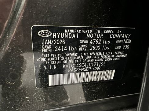 New 2026 Genesis G70 2.5T RWD image 30